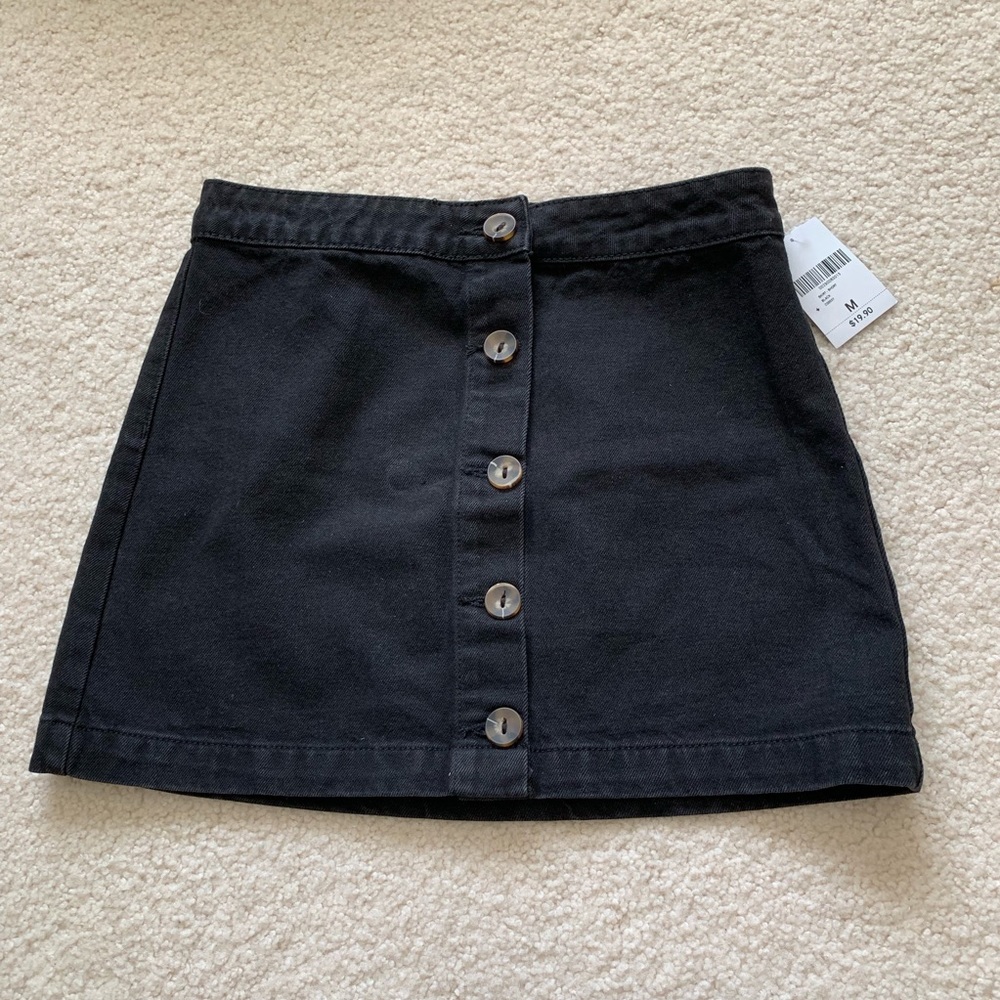 3/$30: NWT F21 black denim mini skirt sz medium